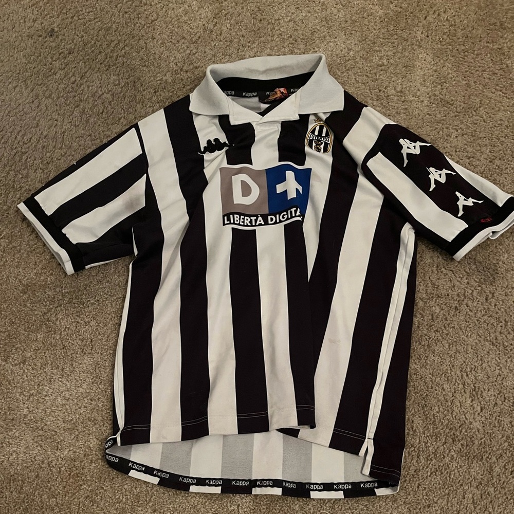Kappa x Juventus black and white fc home jersery
